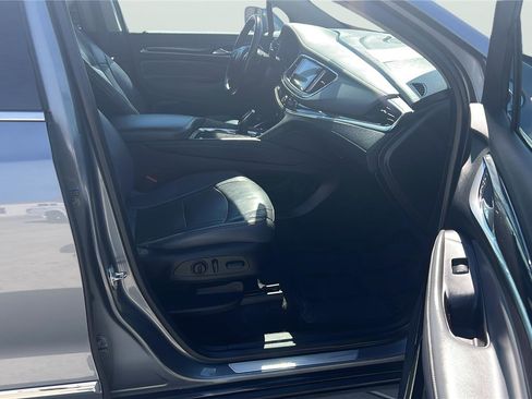 Used 2018 Buick Enclave Essence w/ Trailering Package image 13