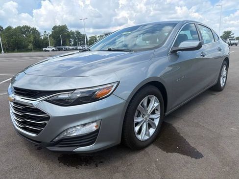 Used 2023 Chevrolet Malibu LT FWD image 2