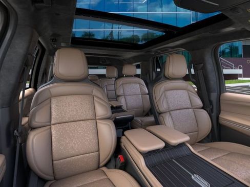 New 2026 Lincoln Navigator Black Label AWD/4WD image 10