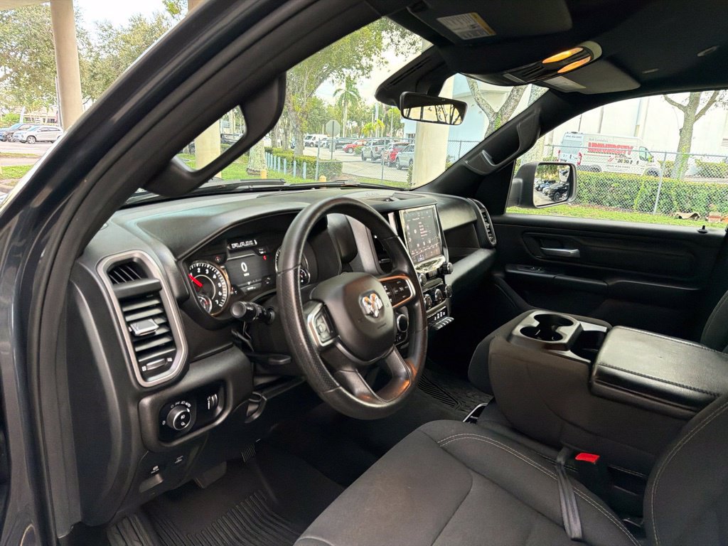 Used 2025 RAM 1500 Warlock AWD/4WD image 7