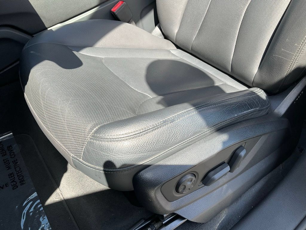 Used 2019 Audi Q7 3.0T Prestige w/ Prestige Package AWD/4WD image 19