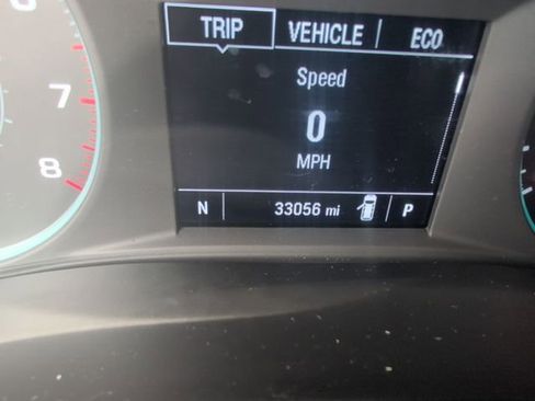 Used 2023 Chevrolet Traverse LS image 19