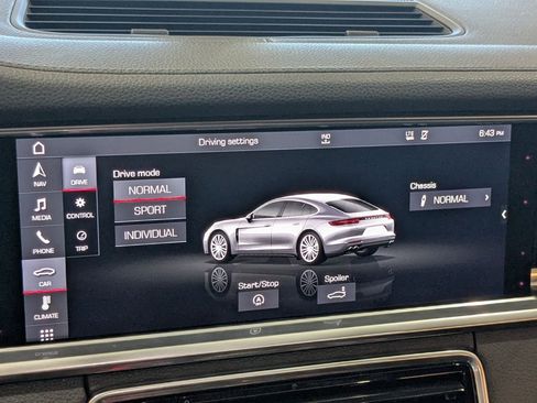 Used 2019 Porsche Panamera 4 AWD/4WD image 15
