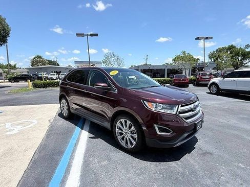 Used 2017 Ford Edge Titanium w/ Equipment Group 301A AWD/4WD image 2