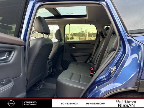 Certified 2023 Nissan Rogue SL w/ SL Premium Package image 31