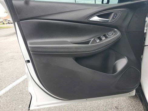Used 2023 Buick Encore GX Preferred w/ Cold Weather Comfort Package FWD image 25