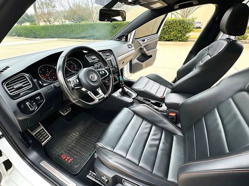 Used 2016 Volkswagen GTI Autobahn w/ Lighting Package (SEL) image 16