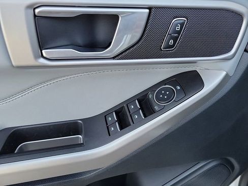 New 2023 Ford Explorer XLT w/ Equipment Group 202A image 10