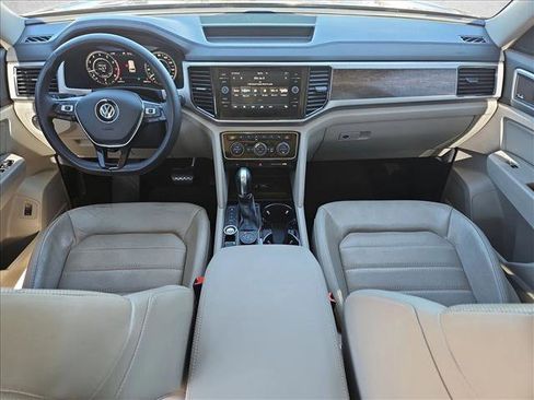 Used 2019 Volkswagen Atlas SEL Premium image 19