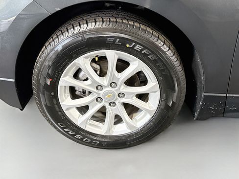 Used 2018 Chevrolet Equinox LS FWD image 38