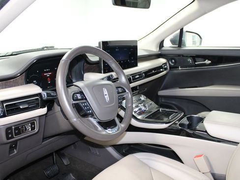 Used 2023 Lincoln Nautilus Reserve w/ Equipment Group 201A image 23