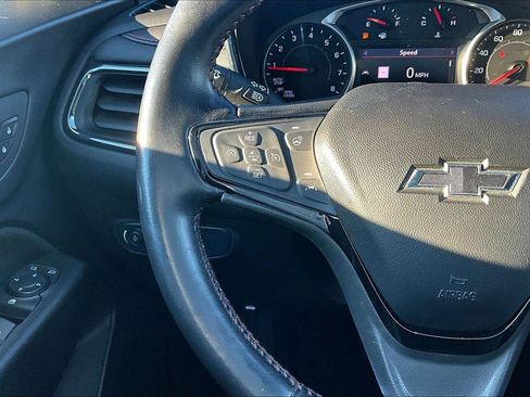 Certified 2022 Chevrolet Equinox RS w/ RS Leather Package image 9