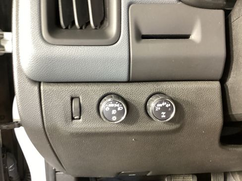 Used 2021 Chevrolet Colorado Z71 w/ Safety Package AWD/4WD image 19
