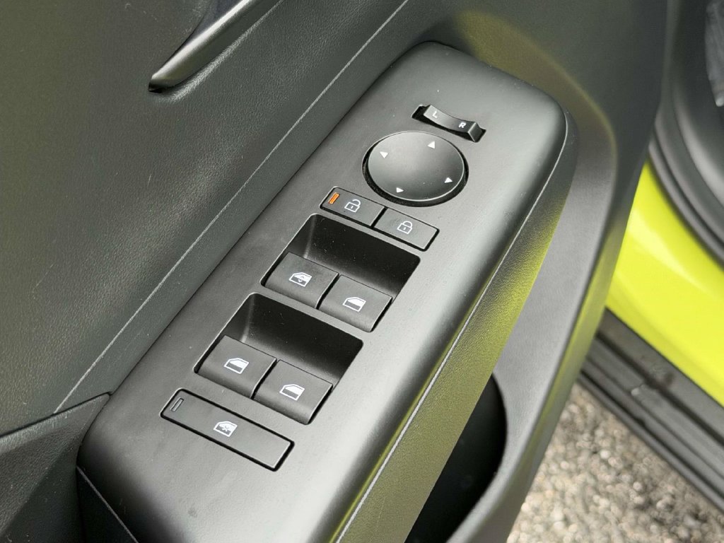 Used 2024 Hyundai Kona SEL AWD/4WD image 13