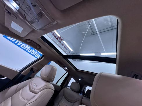 Used 2024 Cadillac XT6 Sport w/ Platinum Package image 43