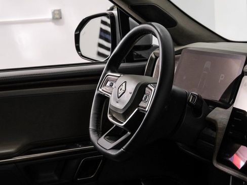 Used 2022 Rivian R1T Launch Edition image 22