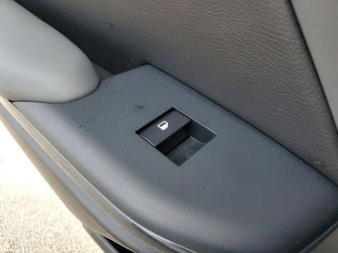 Used 2025 Kia K4 EX image 11