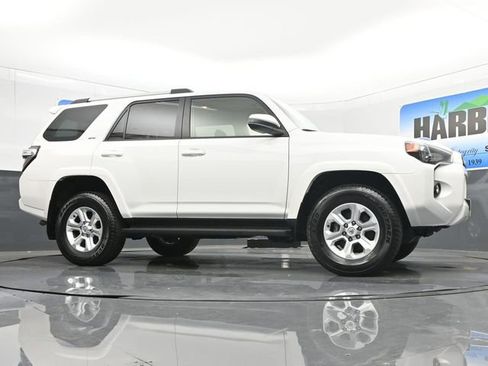 Used 2024 Toyota 4Runner SR5 image 22