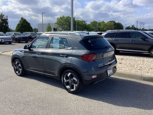 Used 2026 Hyundai Venue SEL FWD image 35