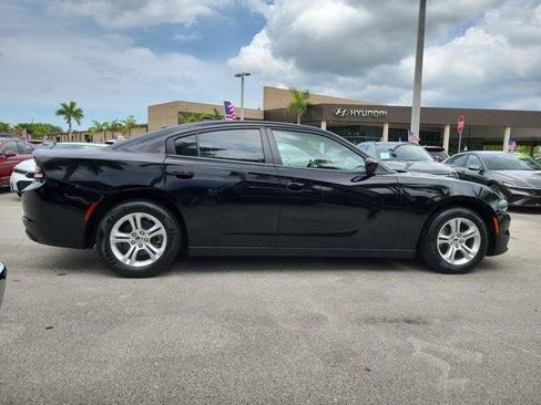 Used 2023 Dodge Charger SXT RWD image 4