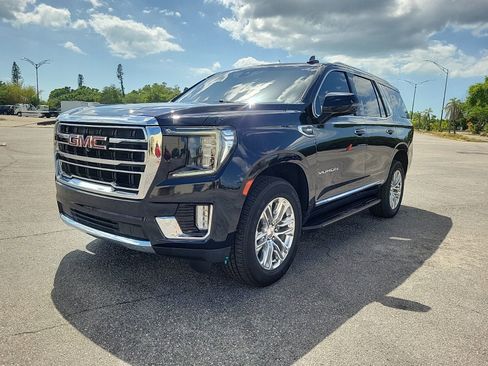 Used 2021 GMC Yukon SLT w/ Rear Media and Nav Package RWD image 2