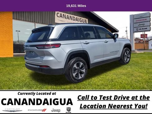 Used 2022 Jeep Grand Cherokee Limited 4xe w/ Luxury Tech Group II AWD/4WD image 9