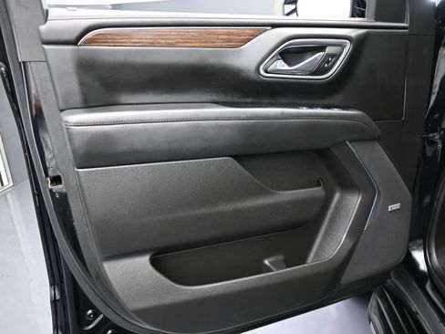 Used 2023 Chevrolet Tahoe High Country image 17