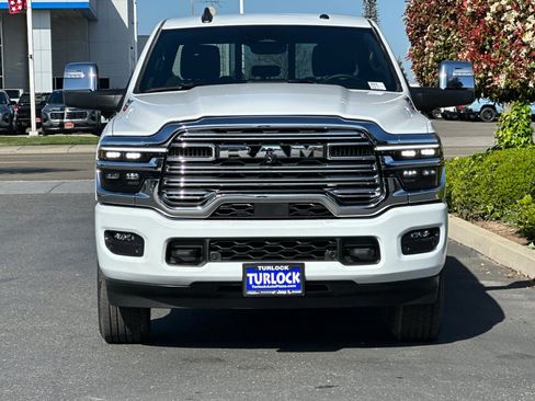 New 2025 RAM 2500 Laramie w/ Towing Technology Group image 6