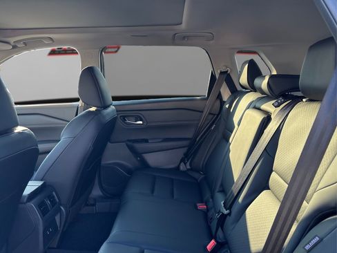 New 2026 Nissan Rogue SV image 10