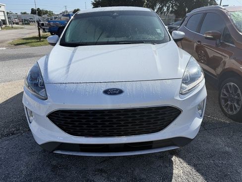 Used 2022 Ford Escape SEL FWD image 2