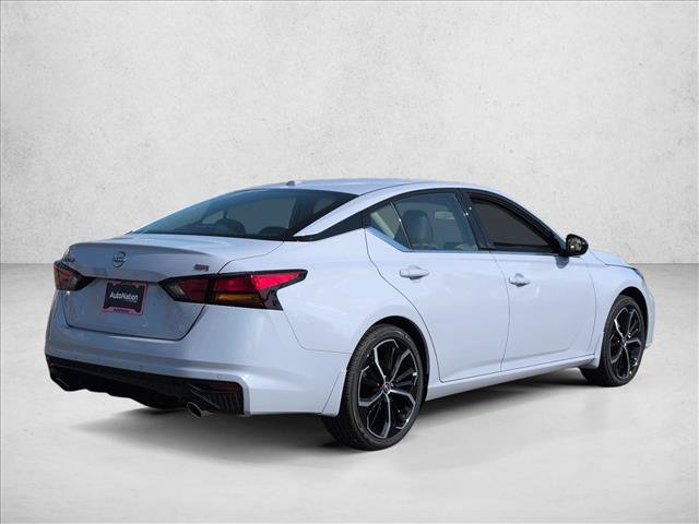 Certified 2025 Nissan Altima 2.5 SR FWD image 5