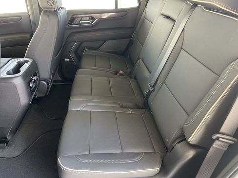 New 2026 GMC Yukon Elevation AWD/4WD image 25