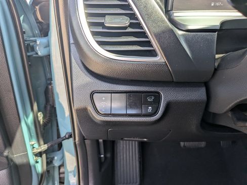 Certified 2025 Kia Seltos SX w/ SX Sunroof Package AWD/4WD image 31