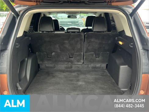 Used 2017 Ford Escape SE w/ Equipment Group 201A AWD/4WD image 21