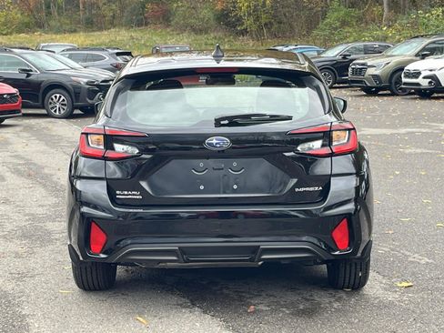 Certified 2025 Subaru Impreza 2.0i image 4