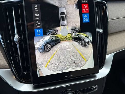 New 2026 Volvo XC90 T8 Plus AWD/4WD image 20