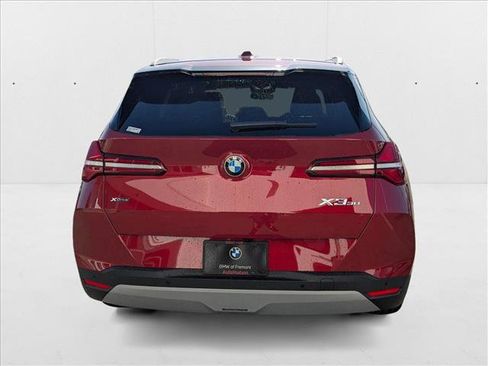 Used 2025 BMW X3 xDrive30i w/ Premium Package image 7