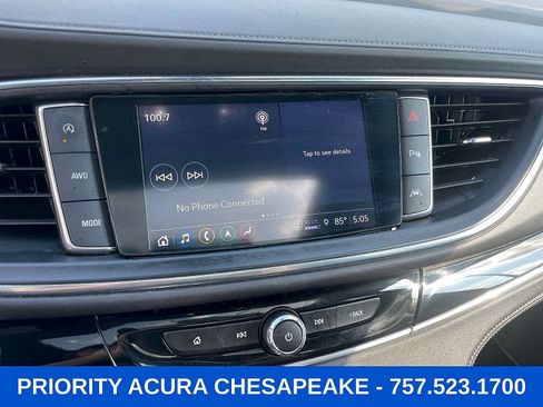 Used 2023 Buick Enclave Avenir w/ Avenir Technology Package AWD/4WD image 18