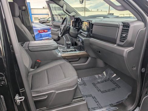 Used 2024 Chevrolet Silverado 1500 LT Trail Boss AWD/4WD image 30