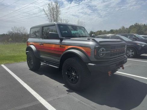 Certified 2022 Ford Bronco 2-Door w/ Sasquatch Package AWD/4WD image 1