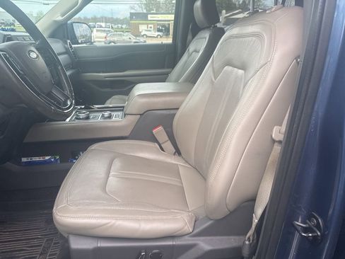 Used 2018 Ford Expedition Limited w/ Cargo Package AWD/4WD image 5