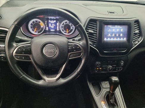 Used 2019 Jeep Cherokee Latitude Plus image 22