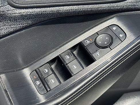 Used 2023 Nissan Rogue SV FWD image 20