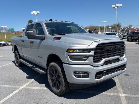 New 2026 RAM 2500 Big Horn AWD/4WD image 2