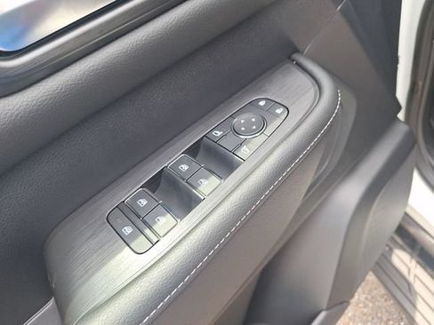 Certified 2026 Nissan Armada SV RWD image 12