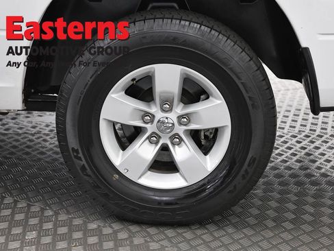 Used 2023 RAM 1500 Classic SLT w/ Trailer & Traction Group RWD image 33