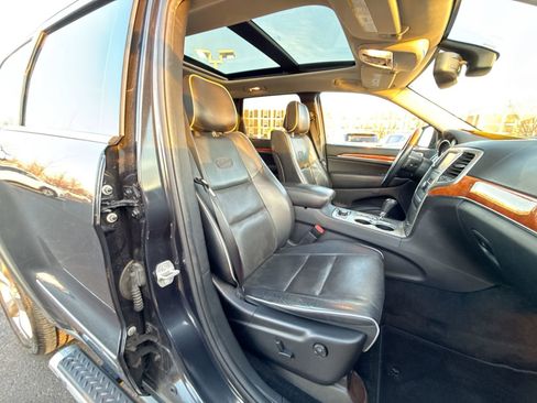 Used 2012 Jeep Grand Cherokee Overland w/ Mopar Chrome Edition Group image 26