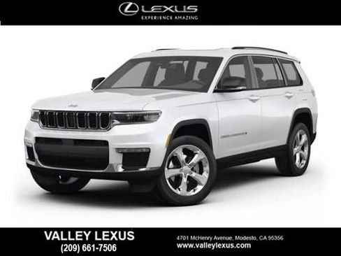 Used 2022 Jeep Grand Cherokee L Limited RWD image 3