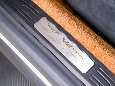 Used 2023 Aston Martin V12 Vantage image 25