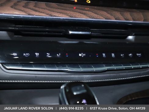 Used 2022 Cadillac Escalade Sport Platinum w/ LPO, ONYX Package AWD/4WD image 26